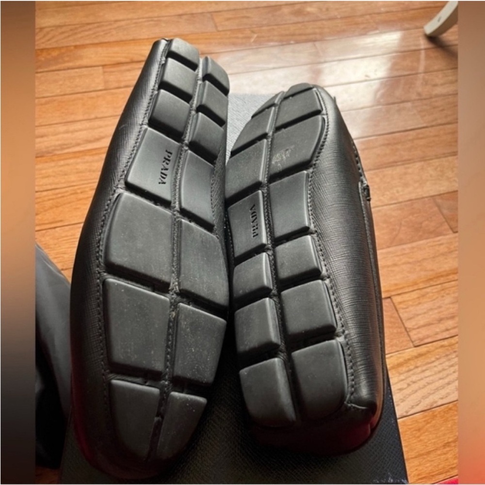 Prada Black Leather Loafers - Picture 6 of 6